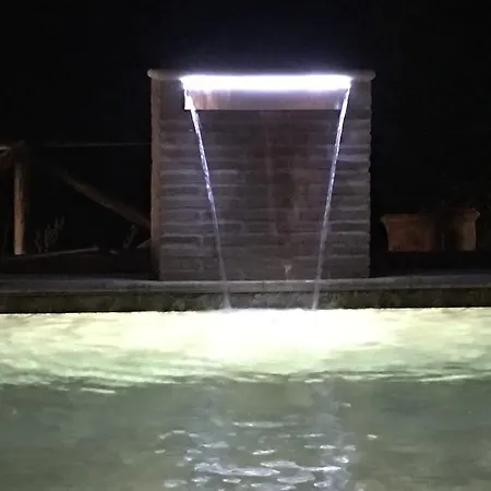 Villa Valtopina Villa *